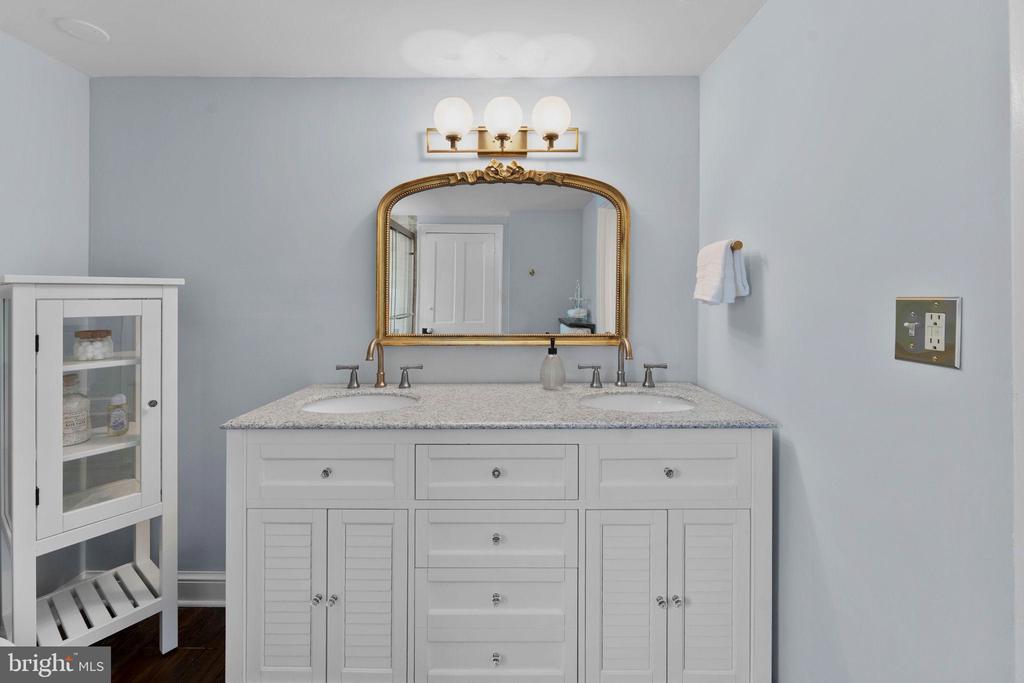 1150 POPLAR ROW, UPPERVILLE, Virginia 20184, 3 Bedrooms Bedrooms, ,2 BathroomsBathrooms,Residential,1150 POPLAR ROW,VAFQ2022412 MLS # VAFQ2022412 1150 POPLAR ROW, UPPERVILLE, Virginia 20184, 3 Bedrooms Bedrooms, ,2 BathroomsBathrooms,Residential,1150 POPLAR ROW,VAFQ2022412 MLS # VAFQ2022412