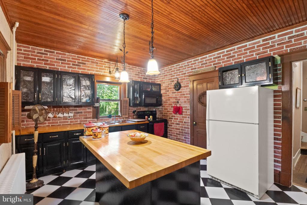 5102 WESTON RD, WARRENTON, Virginia 20187, 4 Bedrooms Bedrooms, ,1 BathroomBathrooms,Residential,5102 WESTON RD,VAFQ2022430 MLS # VAFQ2022430 5102 WESTON RD, WARRENTON, Virginia 20187, 4 Bedrooms Bedrooms, ,1 BathroomBathrooms,Residential,5102 WESTON RD,VAFQ2022430 MLS # VAFQ2022430