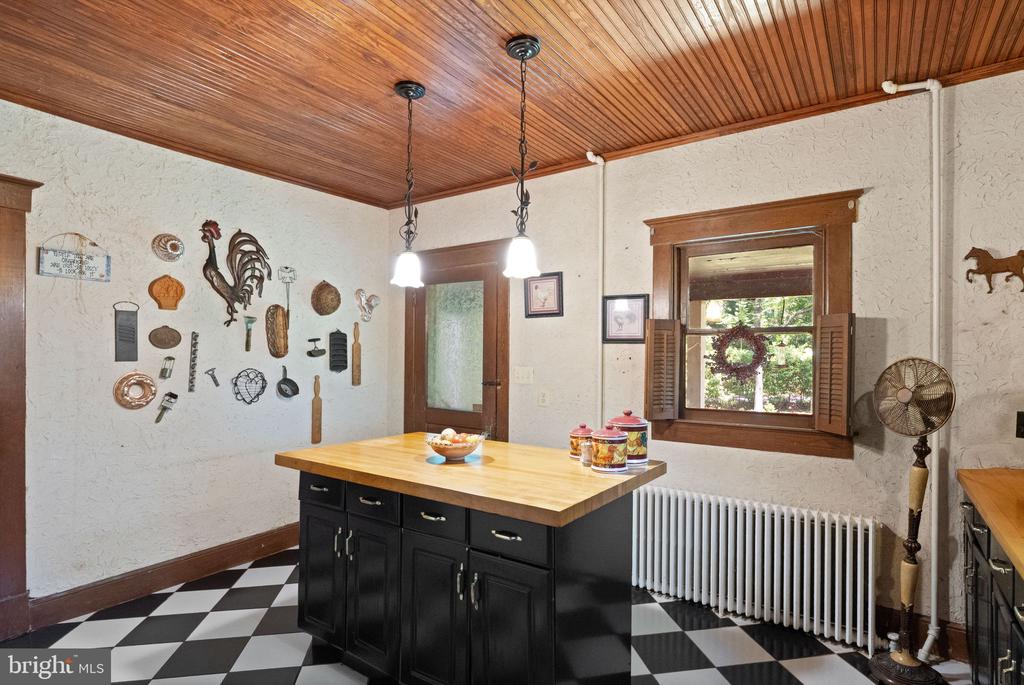 5102 WESTON RD, WARRENTON, Virginia 20187, 4 Bedrooms Bedrooms, ,1 BathroomBathrooms,Residential,5102 WESTON RD,VAFQ2022430 MLS # VAFQ2022430 5102 WESTON RD, WARRENTON, Virginia 20187, 4 Bedrooms Bedrooms, ,1 BathroomBathrooms,Residential,5102 WESTON RD,VAFQ2022430 MLS # VAFQ2022430