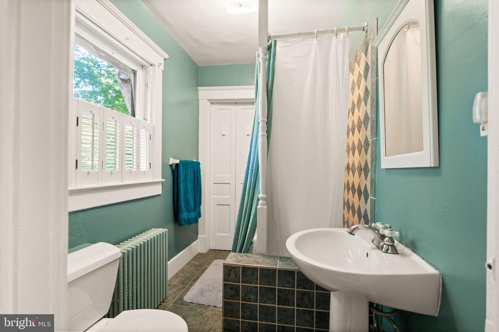 5102 WESTON RD, WARRENTON, Virginia 20187, 4 Bedrooms Bedrooms, ,1 BathroomBathrooms,Residential,5102 WESTON RD,VAFQ2022430 MLS # VAFQ2022430 5102 WESTON RD, WARRENTON, Virginia 20187, 4 Bedrooms Bedrooms, ,1 BathroomBathrooms,Residential,5102 WESTON RD,VAFQ2022430 MLS # VAFQ2022430