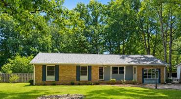 305 SPOTSLEE DR, SPOTSYLVANIA, Virginia 22551, 3 Bedrooms Bedrooms, ,2 BathroomsBathrooms,Residential,305 SPOTSLEE DR,VASP2042660 MLS # VASP2042660
