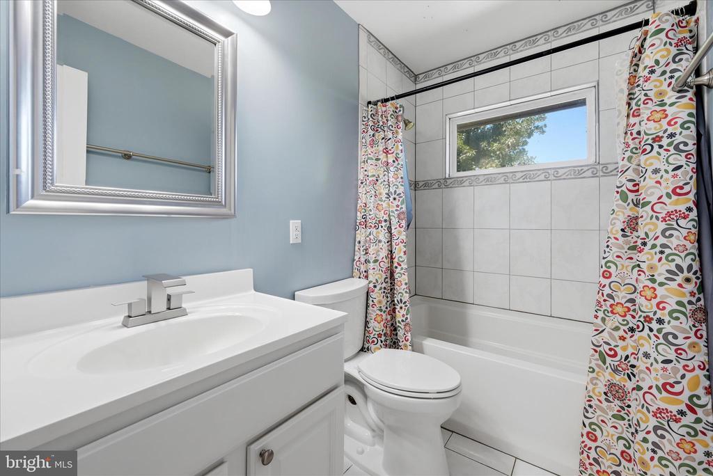 12281 JAMES MADISON HWY, CULPEPER, Virginia 22701, 4 Bedrooms Bedrooms, ,2 BathroomsBathrooms,Residential,12281 JAMES MADISON HWY,VACU2013930 MLS # VACU2013930 12281 JAMES MADISON HWY, CULPEPER, Virginia 22701, 4 Bedrooms Bedrooms, ,2 BathroomsBathrooms,Residential,12281 JAMES MADISON HWY,VACU2013930 MLS # VACU2013930