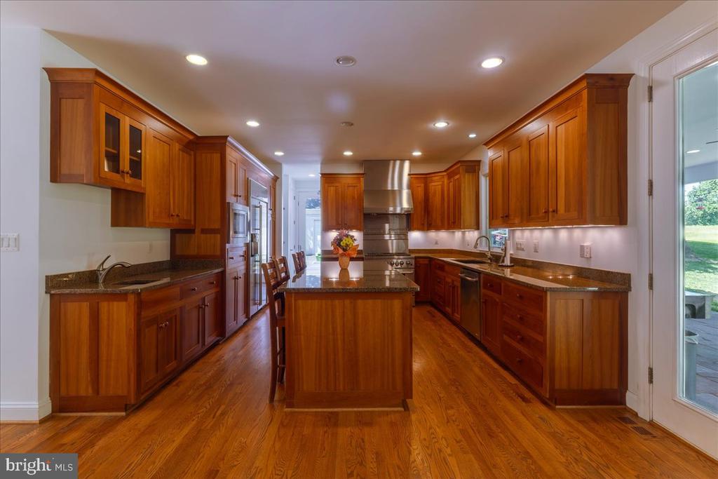5202 CHASE LN, MIDLAND, Virginia 22728, 6 Bedrooms Bedrooms, ,5 BathroomsBathrooms,Residential,5202 CHASE LN,VAFQ2022460 MLS # VAFQ2022460 5202 CHASE LN, MIDLAND, Virginia 22728, 6 Bedrooms Bedrooms, ,5 BathroomsBathrooms,Residential,5202 CHASE LN,VAFQ2022460 MLS # VAFQ2022460