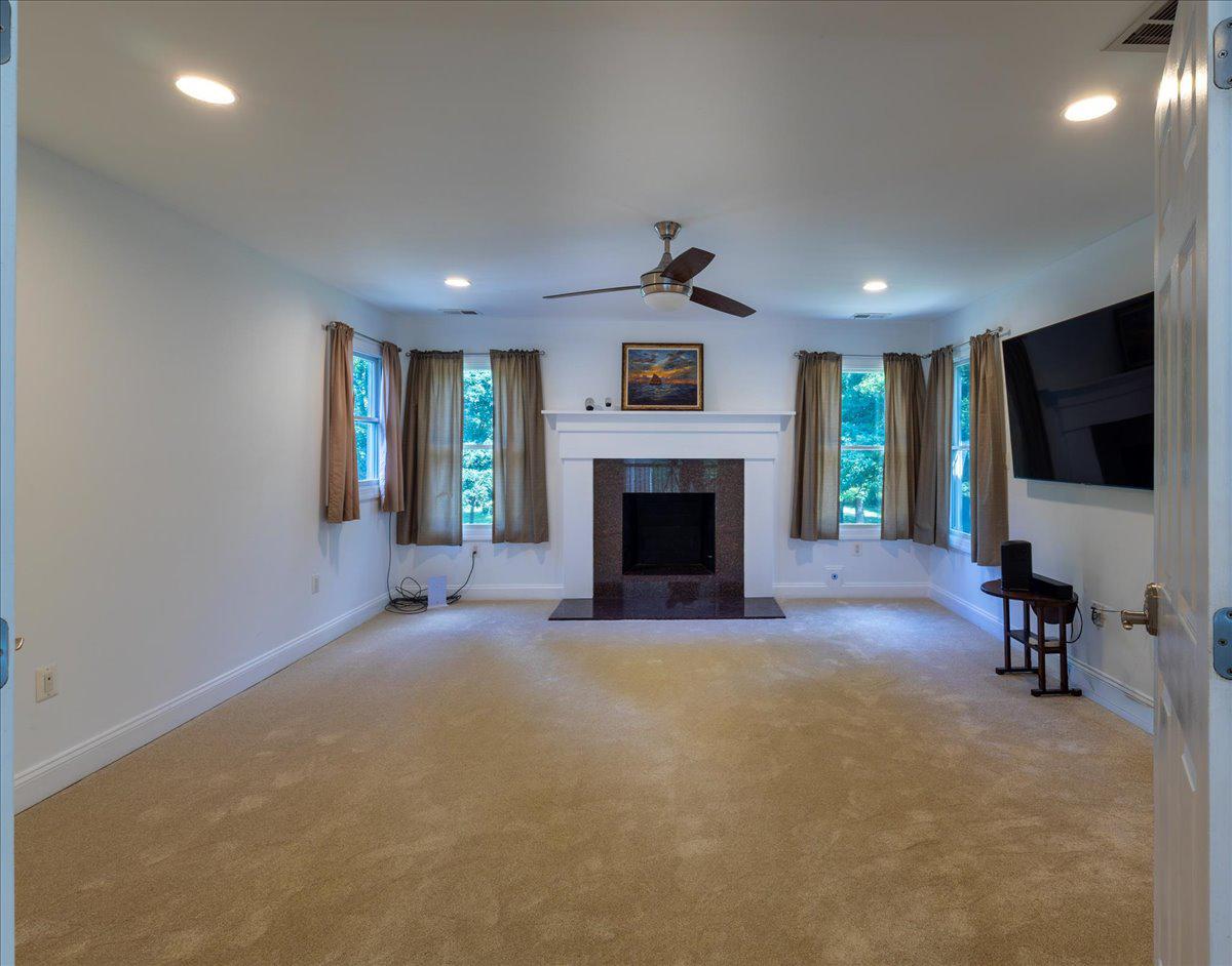 5202 CHASE LN, MIDLAND, Virginia 22728, 6 Bedrooms Bedrooms, ,5 BathroomsBathrooms,Residential,5202 CHASE LN,VAFQ2022460 MLS # VAFQ2022460 5202 CHASE LN, MIDLAND, Virginia 22728, 6 Bedrooms Bedrooms, ,5 BathroomsBathrooms,Residential,5202 CHASE LN,VAFQ2022460 MLS # VAFQ2022460