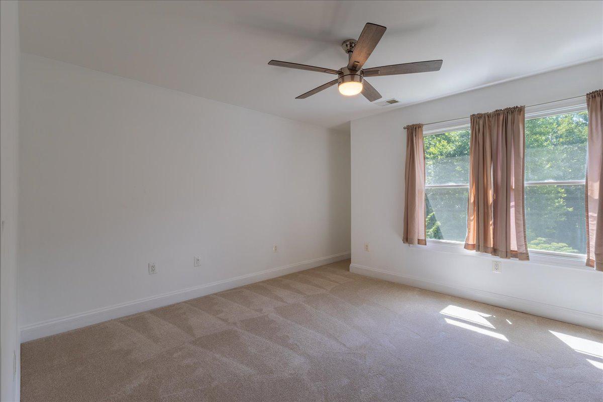 5202 CHASE LN, MIDLAND, Virginia 22728, 6 Bedrooms Bedrooms, ,5 BathroomsBathrooms,Residential,5202 CHASE LN,VAFQ2022460 MLS # VAFQ2022460 5202 CHASE LN, MIDLAND, Virginia 22728, 6 Bedrooms Bedrooms, ,5 BathroomsBathrooms,Residential,5202 CHASE LN,VAFQ2022460 MLS # VAFQ2022460