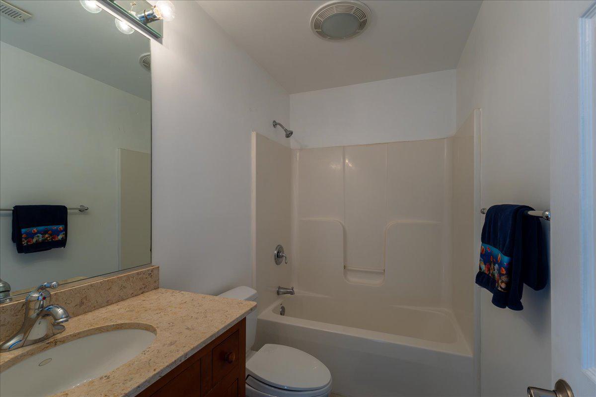 5202 CHASE LN, MIDLAND, Virginia 22728, 6 Bedrooms Bedrooms, ,5 BathroomsBathrooms,Residential,5202 CHASE LN,VAFQ2022460 MLS # VAFQ2022460 5202 CHASE LN, MIDLAND, Virginia 22728, 6 Bedrooms Bedrooms, ,5 BathroomsBathrooms,Residential,5202 CHASE LN,VAFQ2022460 MLS # VAFQ2022460