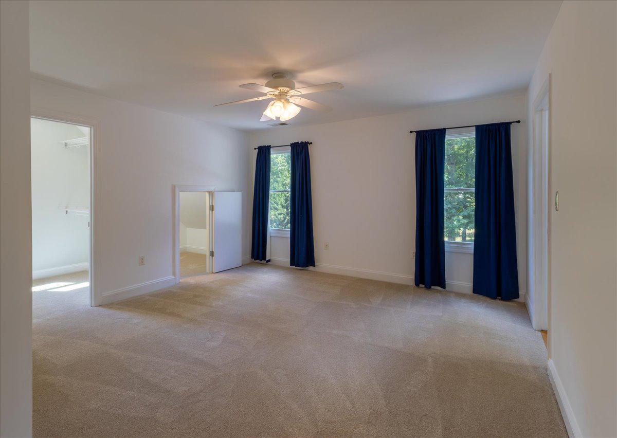 5202 CHASE LN, MIDLAND, Virginia 22728, 6 Bedrooms Bedrooms, ,5 BathroomsBathrooms,Residential,5202 CHASE LN,VAFQ2022460 MLS # VAFQ2022460 5202 CHASE LN, MIDLAND, Virginia 22728, 6 Bedrooms Bedrooms, ,5 BathroomsBathrooms,Residential,5202 CHASE LN,VAFQ2022460 MLS # VAFQ2022460