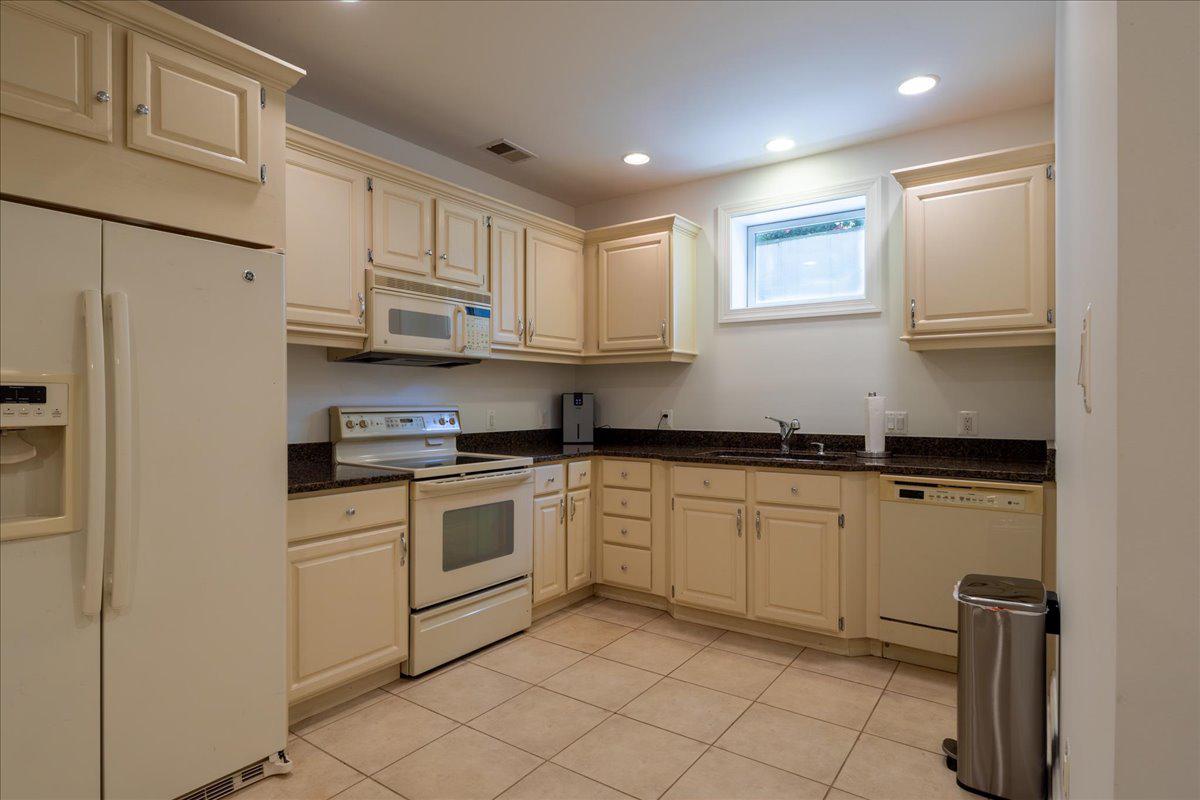 5202 CHASE LN, MIDLAND, Virginia 22728, 6 Bedrooms Bedrooms, ,5 BathroomsBathrooms,Residential,5202 CHASE LN,VAFQ2022460 MLS # VAFQ2022460 5202 CHASE LN, MIDLAND, Virginia 22728, 6 Bedrooms Bedrooms, ,5 BathroomsBathrooms,Residential,5202 CHASE LN,VAFQ2022460 MLS # VAFQ2022460
