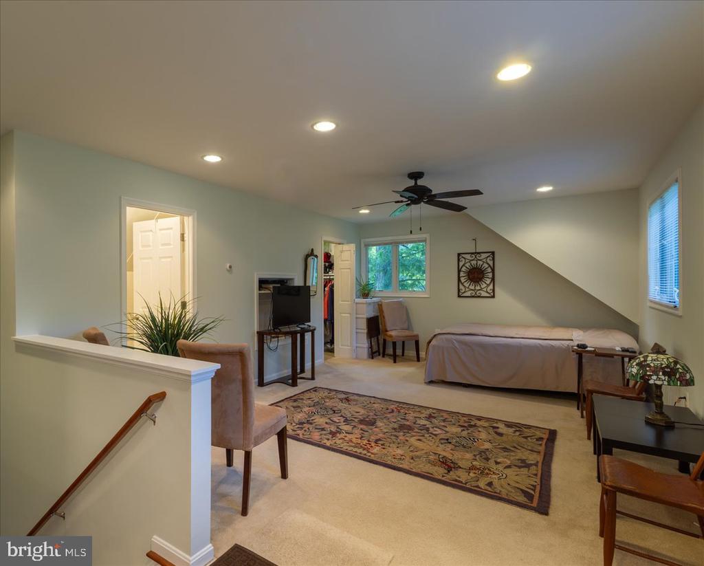 5202 CHASE LN, MIDLAND, Virginia 22728, 6 Bedrooms Bedrooms, ,5 BathroomsBathrooms,Residential,5202 CHASE LN,VAFQ2022460 MLS # VAFQ2022460 5202 CHASE LN, MIDLAND, Virginia 22728, 6 Bedrooms Bedrooms, ,5 BathroomsBathrooms,Residential,5202 CHASE LN,VAFQ2022460 MLS # VAFQ2022460