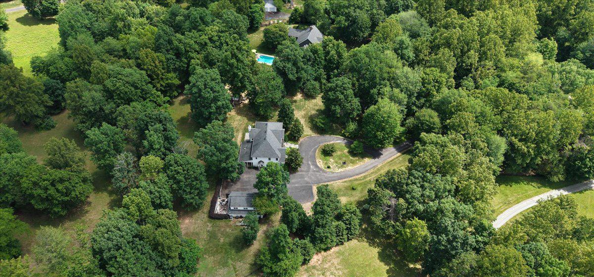 5202 CHASE LN, MIDLAND, Virginia 22728, 6 Bedrooms Bedrooms, ,5 BathroomsBathrooms,Residential,5202 CHASE LN,VAFQ2022460 MLS # VAFQ2022460 5202 CHASE LN, MIDLAND, Virginia 22728, 6 Bedrooms Bedrooms, ,5 BathroomsBathrooms,Residential,5202 CHASE LN,VAFQ2022460 MLS # VAFQ2022460