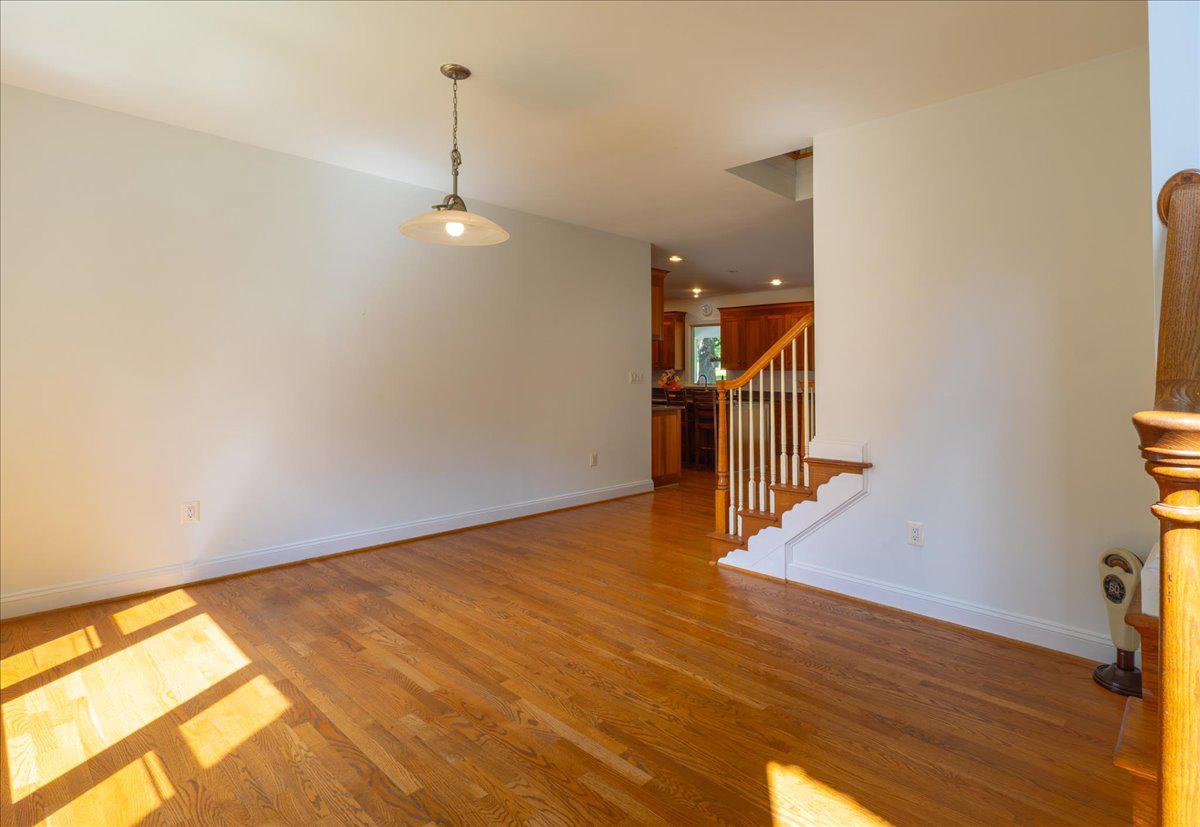 5202 CHASE LN, MIDLAND, Virginia 22728, 6 Bedrooms Bedrooms, ,5 BathroomsBathrooms,Residential,5202 CHASE LN,VAFQ2022460 MLS # VAFQ2022460 5202 CHASE LN, MIDLAND, Virginia 22728, 6 Bedrooms Bedrooms, ,5 BathroomsBathrooms,Residential,5202 CHASE LN,VAFQ2022460 MLS # VAFQ2022460