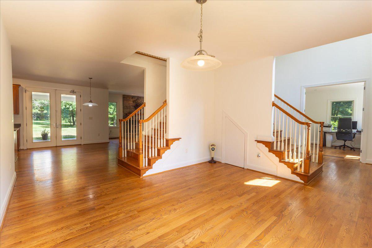 5202 CHASE LN, MIDLAND, Virginia 22728, 6 Bedrooms Bedrooms, ,5 BathroomsBathrooms,Residential,5202 CHASE LN,VAFQ2022460 MLS # VAFQ2022460 5202 CHASE LN, MIDLAND, Virginia 22728, 6 Bedrooms Bedrooms, ,5 BathroomsBathrooms,Residential,5202 CHASE LN,VAFQ2022460 MLS # VAFQ2022460