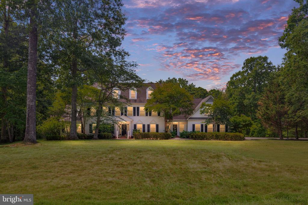 8412 PATHFINDERS CT, SPOTSYLVANIA, Virginia 22553, 5 Bedrooms Bedrooms, ,5 BathroomsBathrooms,Residential,8412 PATHFINDERS CT,VASP2042274 MLS # VASP2042274
