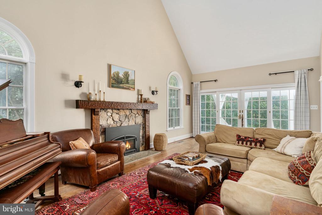 8412 PATHFINDERS CT, SPOTSYLVANIA, Virginia 22553, 5 Bedrooms Bedrooms, ,5 BathroomsBathrooms,Residential,8412 PATHFINDERS CT,VASP2042274 MLS # VASP2042274