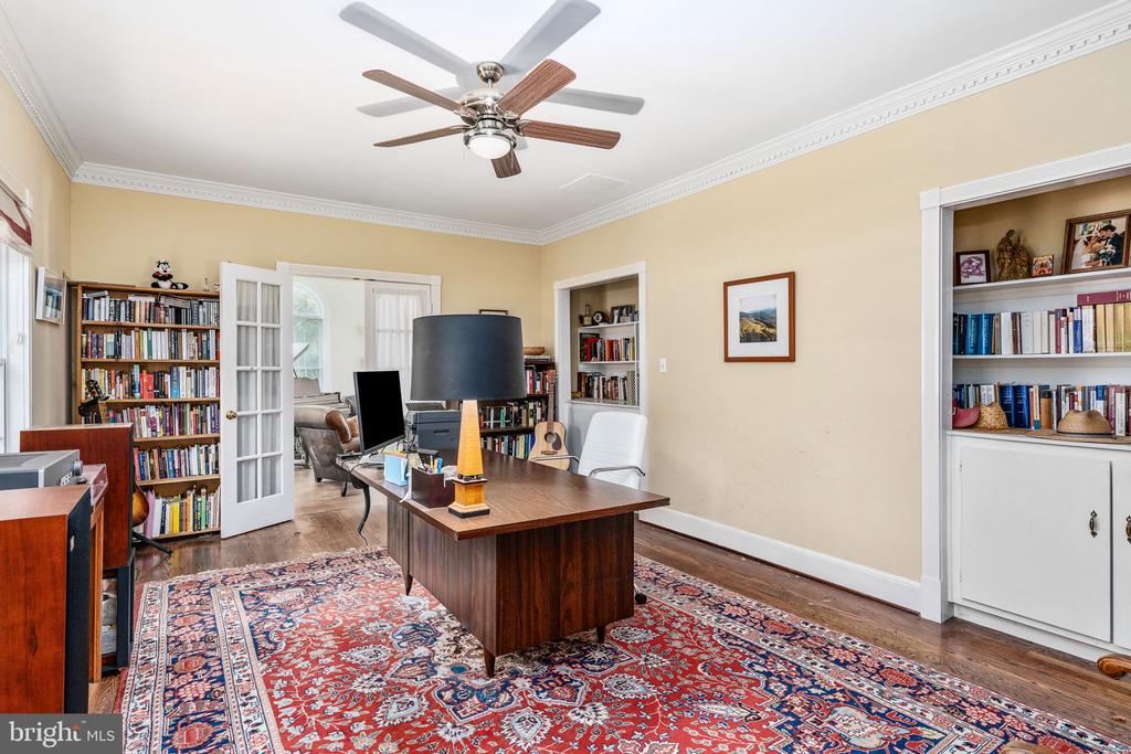 8412 PATHFINDERS CT, SPOTSYLVANIA, Virginia 22553, 5 Bedrooms Bedrooms, ,5 BathroomsBathrooms,Residential,8412 PATHFINDERS CT,VASP2042274 MLS # VASP2042274