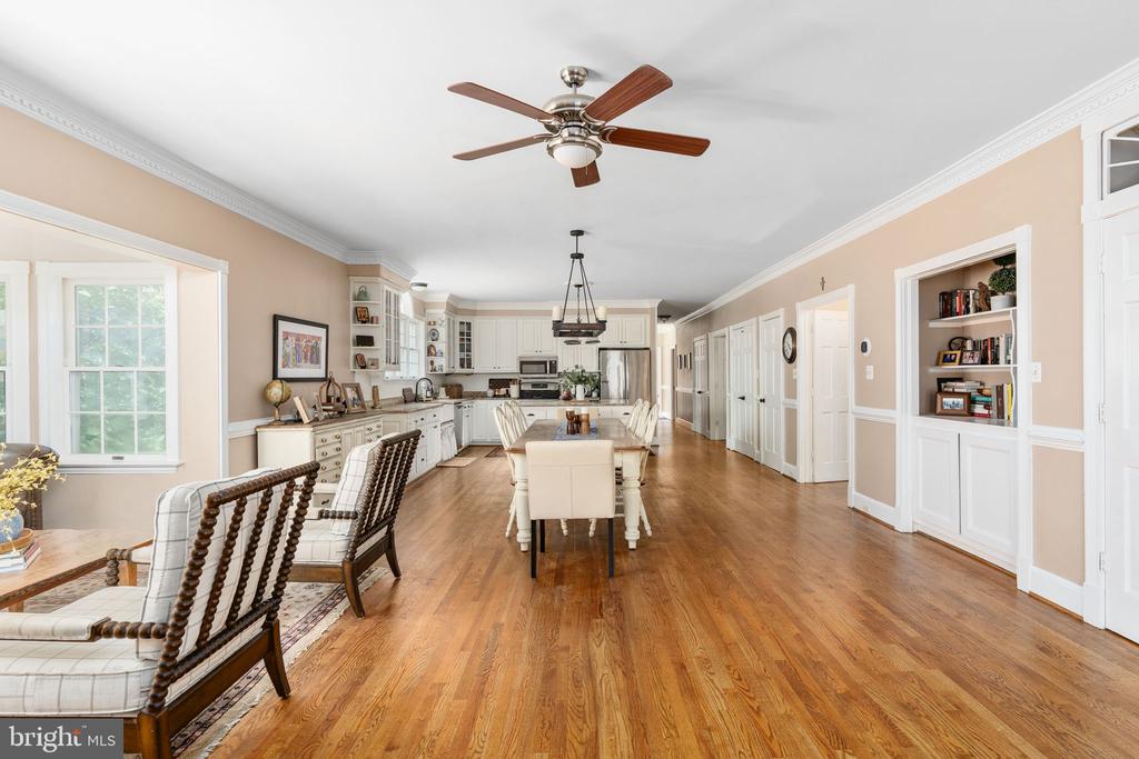 8412 PATHFINDERS CT, SPOTSYLVANIA, Virginia 22553, 5 Bedrooms Bedrooms, ,5 BathroomsBathrooms,Residential,8412 PATHFINDERS CT,VASP2042274 MLS # VASP2042274