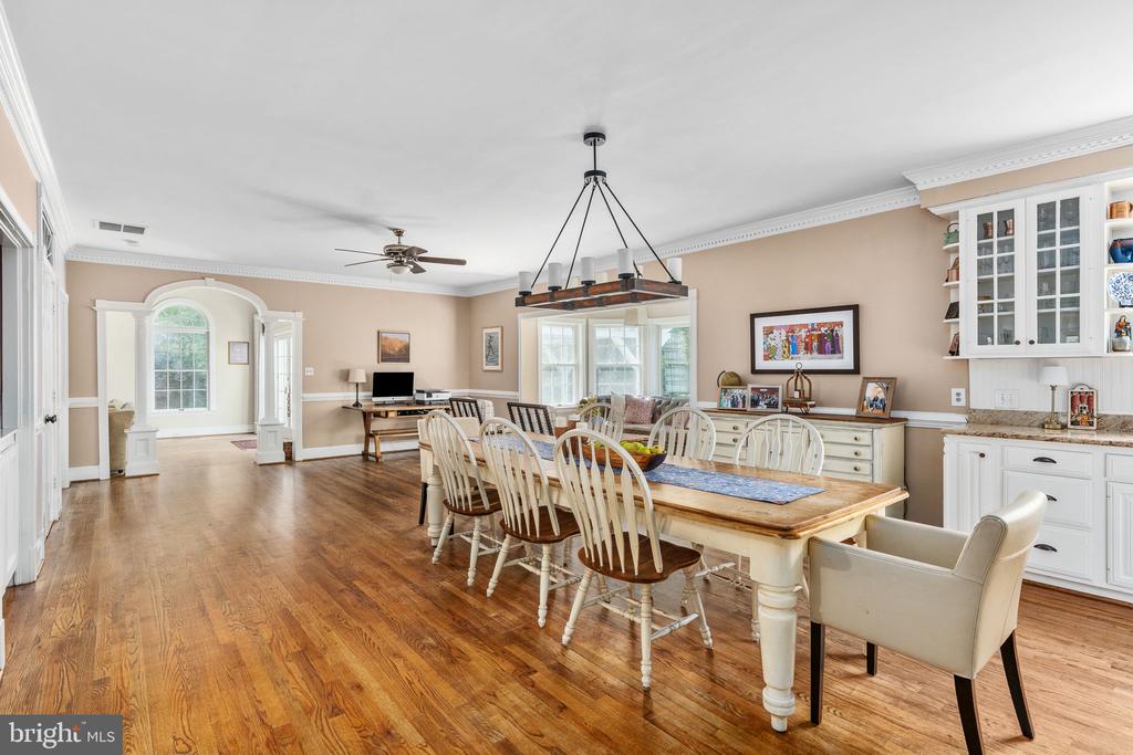 8412 PATHFINDERS CT, SPOTSYLVANIA, Virginia 22553, 5 Bedrooms Bedrooms, ,5 BathroomsBathrooms,Residential,8412 PATHFINDERS CT,VASP2042274 MLS # VASP2042274