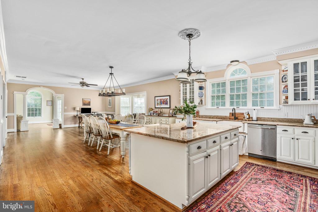 8412 PATHFINDERS CT, SPOTSYLVANIA, Virginia 22553, 5 Bedrooms Bedrooms, ,5 BathroomsBathrooms,Residential,8412 PATHFINDERS CT,VASP2042274 MLS # VASP2042274