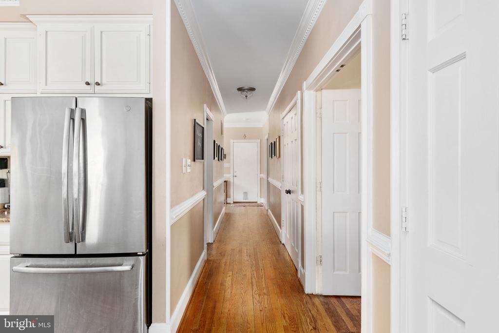8412 PATHFINDERS CT, SPOTSYLVANIA, Virginia 22553, 5 Bedrooms Bedrooms, ,5 BathroomsBathrooms,Residential,8412 PATHFINDERS CT,VASP2042274 MLS # VASP2042274