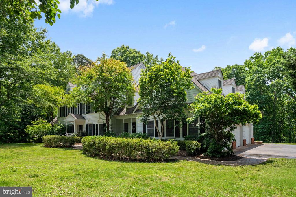 8412 PATHFINDERS CT, SPOTSYLVANIA, Virginia 22553, 5 Bedrooms Bedrooms, ,5 BathroomsBathrooms,Residential,8412 PATHFINDERS CT,VASP2042274 MLS # VASP2042274