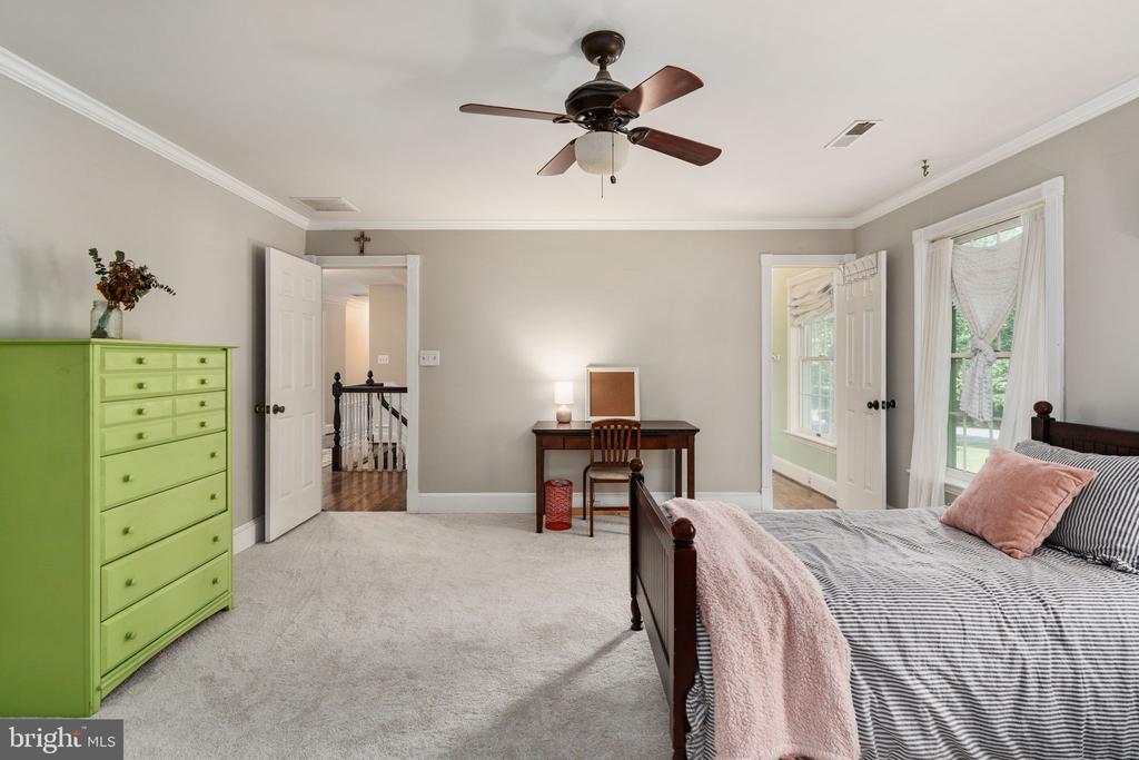 8412 PATHFINDERS CT, SPOTSYLVANIA, Virginia 22553, 5 Bedrooms Bedrooms, ,5 BathroomsBathrooms,Residential,8412 PATHFINDERS CT,VASP2042274 MLS # VASP2042274