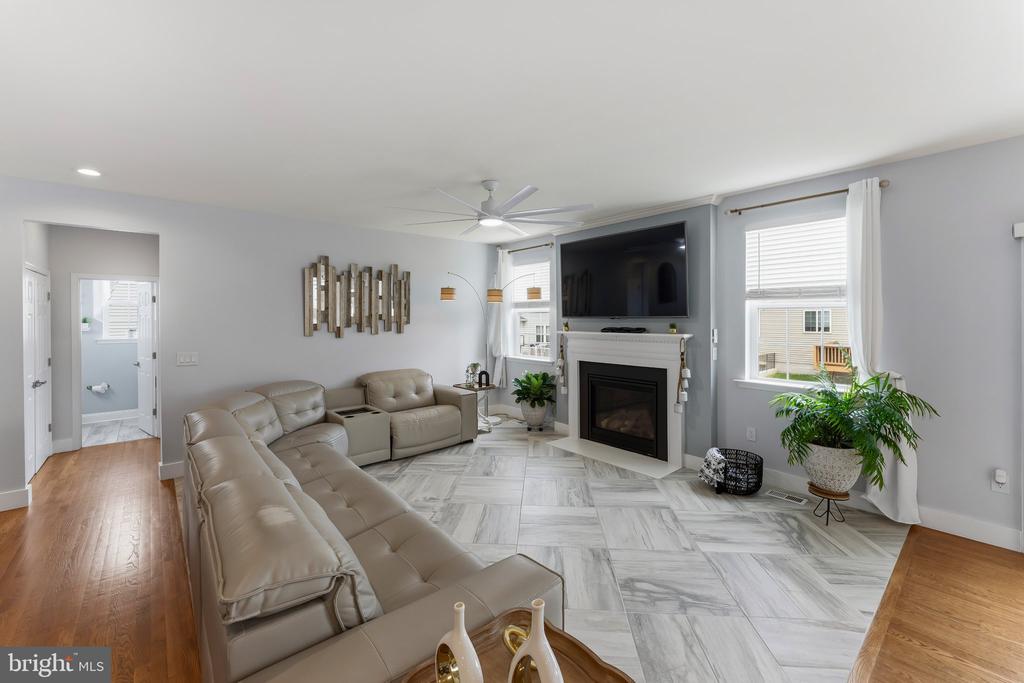 6315 PENN COVE CT, FREDERICKSBURG, Virginia 22407, 5 Bedrooms Bedrooms, ,3 BathroomsBathrooms,Residential,6315 PENN COVE CT,VASP2042774 MLS # VASP2042774