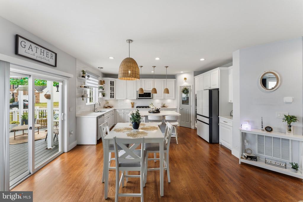 6315 PENN COVE CT, FREDERICKSBURG, Virginia 22407, 5 Bedrooms Bedrooms, ,3 BathroomsBathrooms,Residential,6315 PENN COVE CT,VASP2042774 MLS # VASP2042774