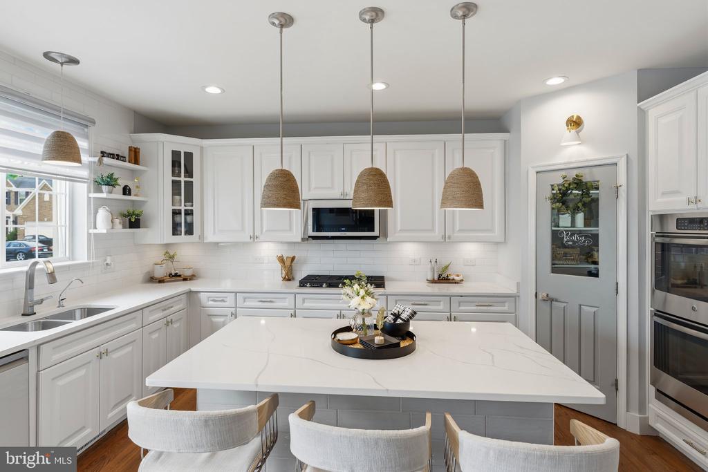 6315 PENN COVE CT, FREDERICKSBURG, Virginia 22407, 5 Bedrooms Bedrooms, ,3 BathroomsBathrooms,Residential,6315 PENN COVE CT,VASP2042774 MLS # VASP2042774
