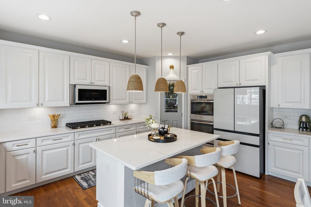 6315 PENN COVE CT, FREDERICKSBURG, Virginia 22407, 5 Bedrooms Bedrooms, ,3 BathroomsBathrooms,Residential,6315 PENN COVE CT,VASP2042774 MLS # VASP2042774
