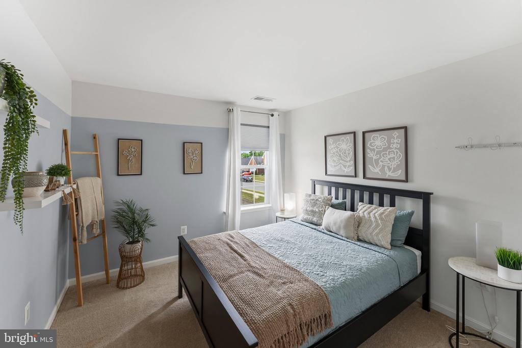 6315 PENN COVE CT, FREDERICKSBURG, Virginia 22407, 5 Bedrooms Bedrooms, ,3 BathroomsBathrooms,Residential,6315 PENN COVE CT,VASP2042774 MLS # VASP2042774