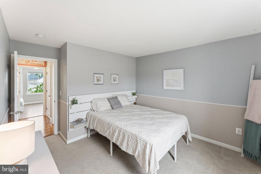 6315 PENN COVE CT, FREDERICKSBURG, Virginia 22407, 5 Bedrooms Bedrooms, ,3 BathroomsBathrooms,Residential,6315 PENN COVE CT,VASP2042774 MLS # VASP2042774