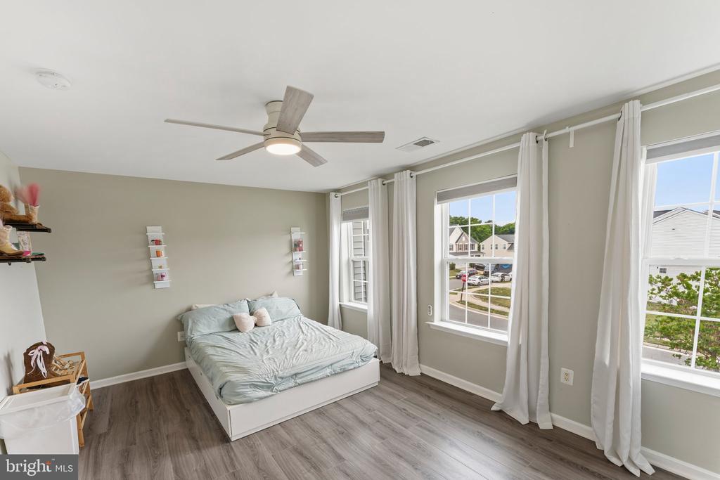 6315 PENN COVE CT, FREDERICKSBURG, Virginia 22407, 5 Bedrooms Bedrooms, ,3 BathroomsBathrooms,Residential,6315 PENN COVE CT,VASP2042774 MLS # VASP2042774