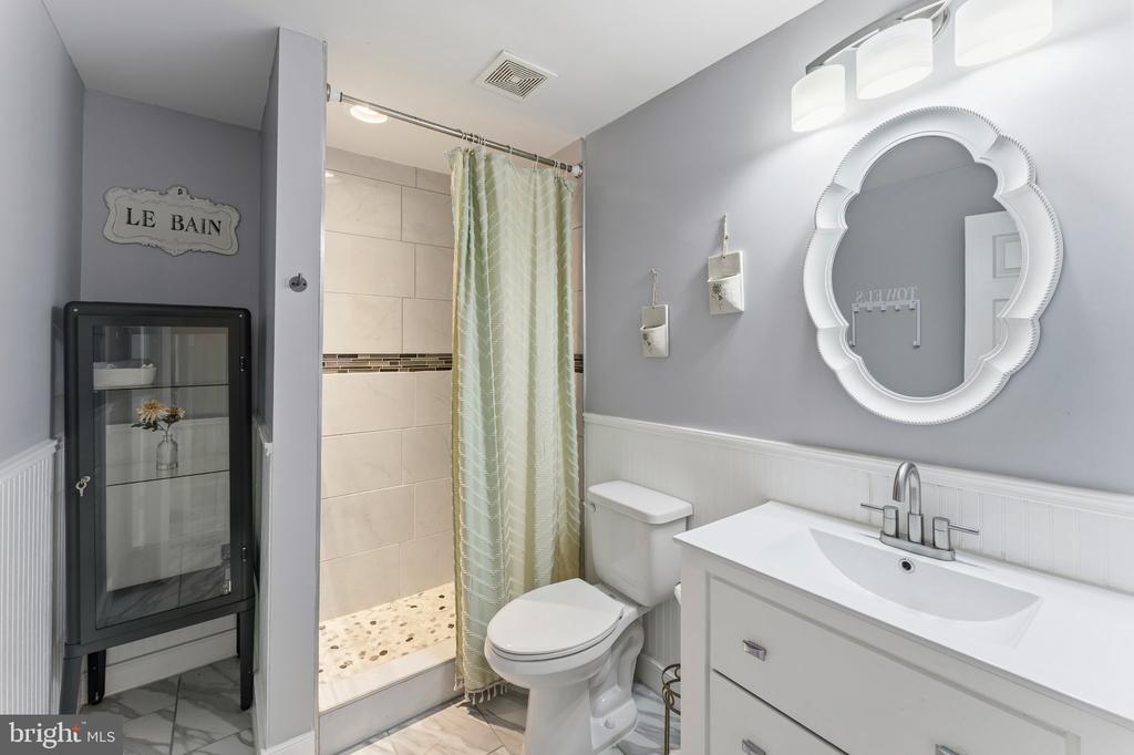 6315 PENN COVE CT, FREDERICKSBURG, Virginia 22407, 5 Bedrooms Bedrooms, ,3 BathroomsBathrooms,Residential,6315 PENN COVE CT,VASP2042774 MLS # VASP2042774