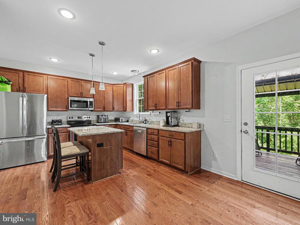 13003 TRAPP DR, SPOTSYLVANIA, Virginia 22551, 3 Bedrooms Bedrooms, ,2 BathroomsBathrooms,Residential,13003 TRAPP DR,VASP2042782 MLS # VASP2042782