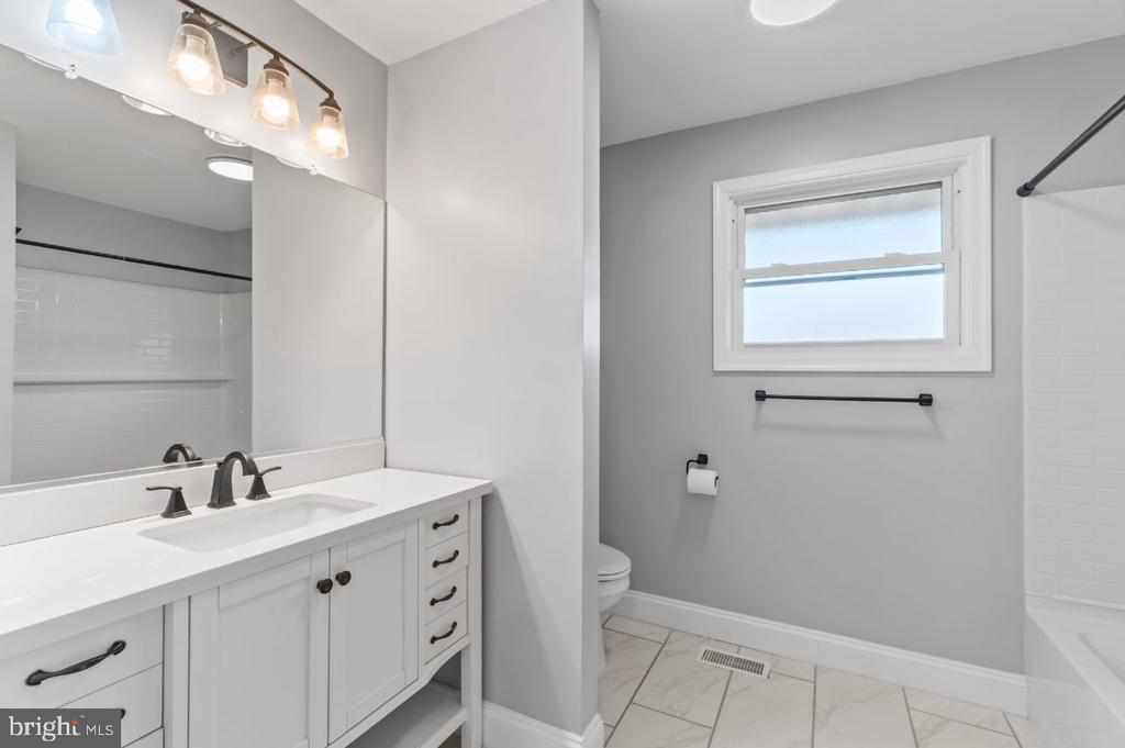 354 BERRY ST, ORANGE, Virginia 22960, 3 Bedrooms Bedrooms, ,1 BathroomBathrooms,Residential,354 BERRY ST,VAOR2014450 MLS # VAOR2014450 354 BERRY ST, ORANGE, Virginia 22960, 3 Bedrooms Bedrooms, ,1 BathroomBathrooms,Residential,354 BERRY ST,VAOR2014450 MLS # VAOR2014450