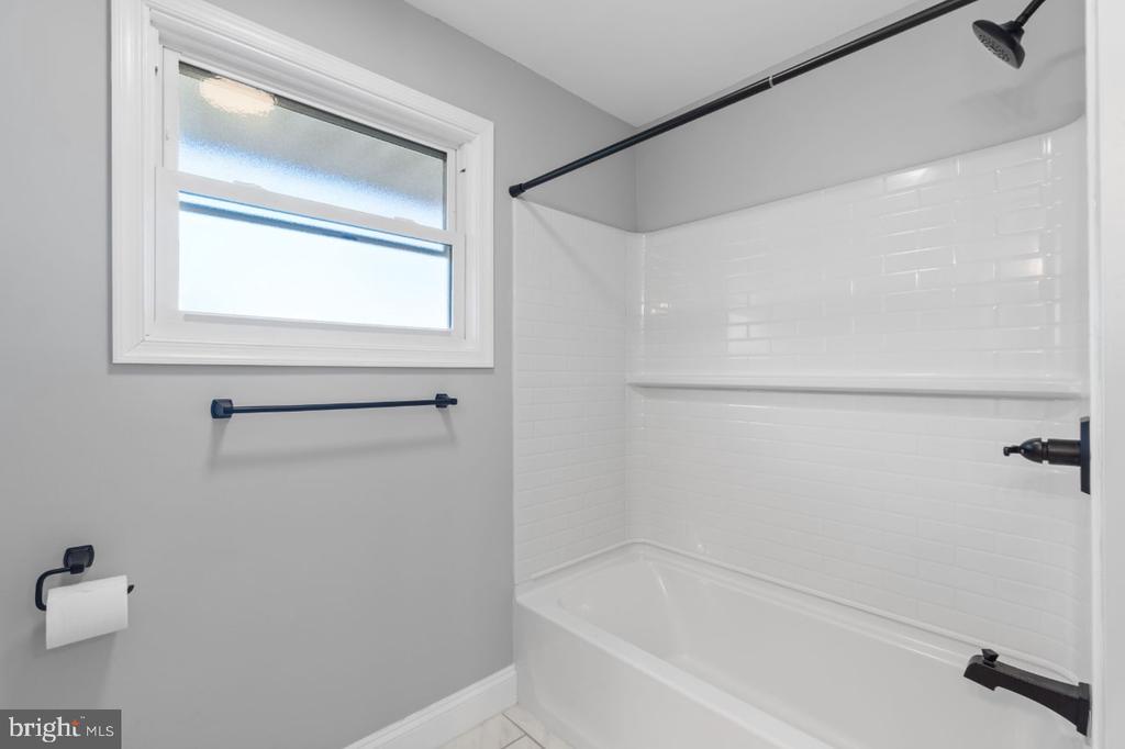 354 BERRY ST, ORANGE, Virginia 22960, 3 Bedrooms Bedrooms, ,1 BathroomBathrooms,Residential,354 BERRY ST,VAOR2014450 MLS # VAOR2014450 354 BERRY ST, ORANGE, Virginia 22960, 3 Bedrooms Bedrooms, ,1 BathroomBathrooms,Residential,354 BERRY ST,VAOR2014450 MLS # VAOR2014450