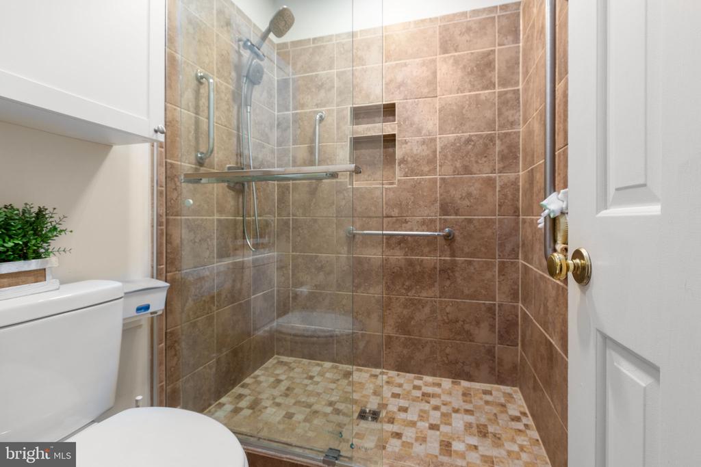 102 EAGLE CT, LOCUST GROVE, Virginia 22508, 4 Bedrooms Bedrooms, ,2 BathroomsBathrooms,Residential,102 EAGLE CT,VAOR2014376 MLS # VAOR2014376