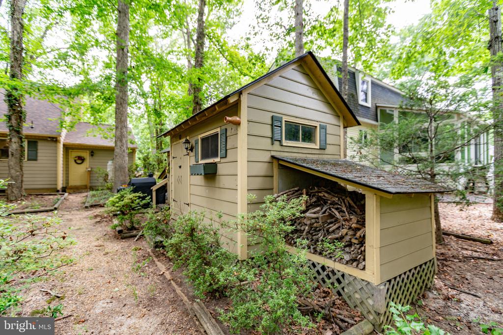 102 EAGLE CT, LOCUST GROVE, Virginia 22508, 4 Bedrooms Bedrooms, ,2 BathroomsBathrooms,Residential,102 EAGLE CT,VAOR2014376 MLS # VAOR2014376