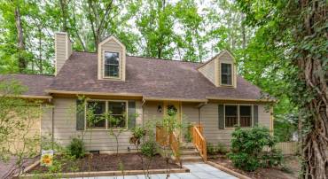102 EAGLE CT, LOCUST GROVE, Virginia 22508, 4 Bedrooms Bedrooms, ,2 BathroomsBathrooms,Residential,102 EAGLE CT,VAOR2014376 MLS # VAOR2014376