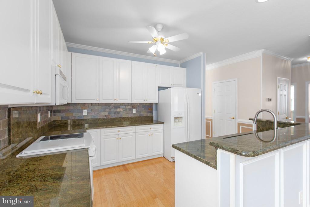 11703 LEGACY WOODS DR, FREDERICKSBURG, Virginia 22407, 4 Bedrooms Bedrooms, ,4 BathroomsBathrooms,Residential,11703 LEGACY WOODS DR,VASP2042798 MLS # VASP2042798