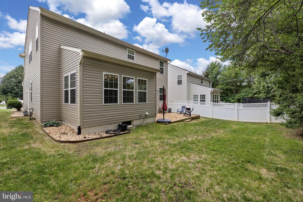 172 KING EDWARD CT, CULPEPER, Virginia 22701, 4 Bedrooms Bedrooms, ,2 BathroomsBathrooms,Residential,172 KING EDWARD CT,VACU2014022 MLS # VACU2014022