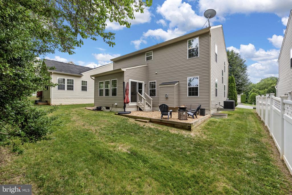 172 KING EDWARD CT, CULPEPER, Virginia 22701, 4 Bedrooms Bedrooms, ,2 BathroomsBathrooms,Residential,172 KING EDWARD CT,VACU2014022 MLS # VACU2014022