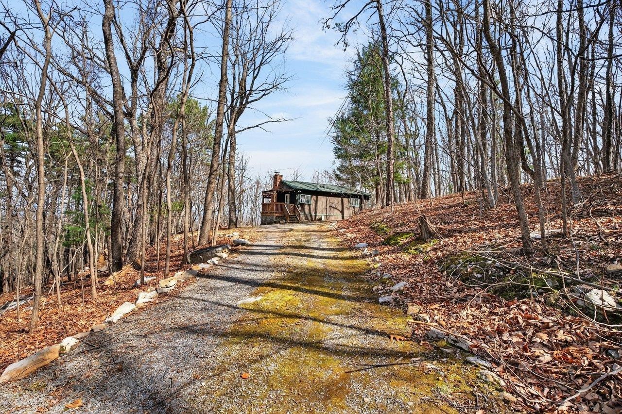 137 SANDSTONE LN, NEW MARKET, Virginia 22844, 2 Bedrooms Bedrooms, ,1 BathroomBathrooms,Residential,137 SANDSTONE LN,675452 MLS # 675452 137 SANDSTONE LN, NEW MARKET, Virginia 22844, 2 Bedrooms Bedrooms, ,1 BathroomBathrooms,Residential,137 SANDSTONE LN,675452 MLS # 675452