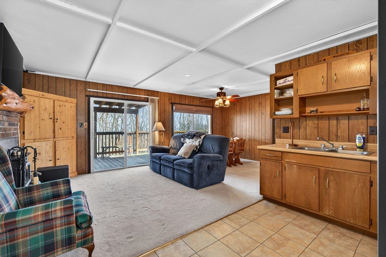 137 SANDSTONE LN, NEW MARKET, Virginia 22844, 2 Bedrooms Bedrooms, ,1 BathroomBathrooms,Residential,137 SANDSTONE LN,675452 MLS # 675452 137 SANDSTONE LN, NEW MARKET, Virginia 22844, 2 Bedrooms Bedrooms, ,1 BathroomBathrooms,Residential,137 SANDSTONE LN,675452 MLS # 675452