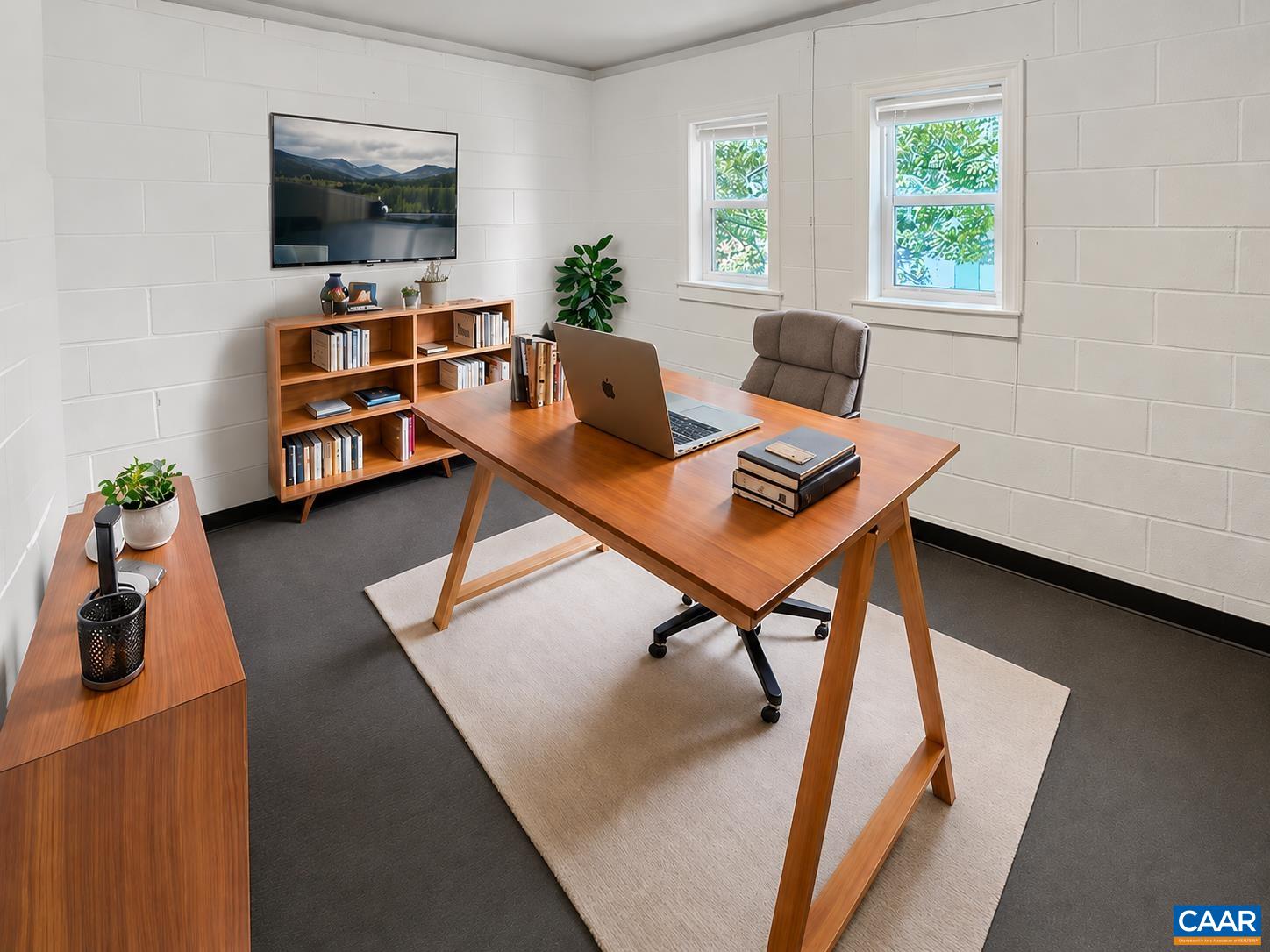 1304 POPLAR ST, CHARLOTTESVILLE, Virginia 22902, 2 Bedrooms Bedrooms, ,1 BathroomBathrooms,Residential,1304 POPLAR ST,678180 MLS # 678180