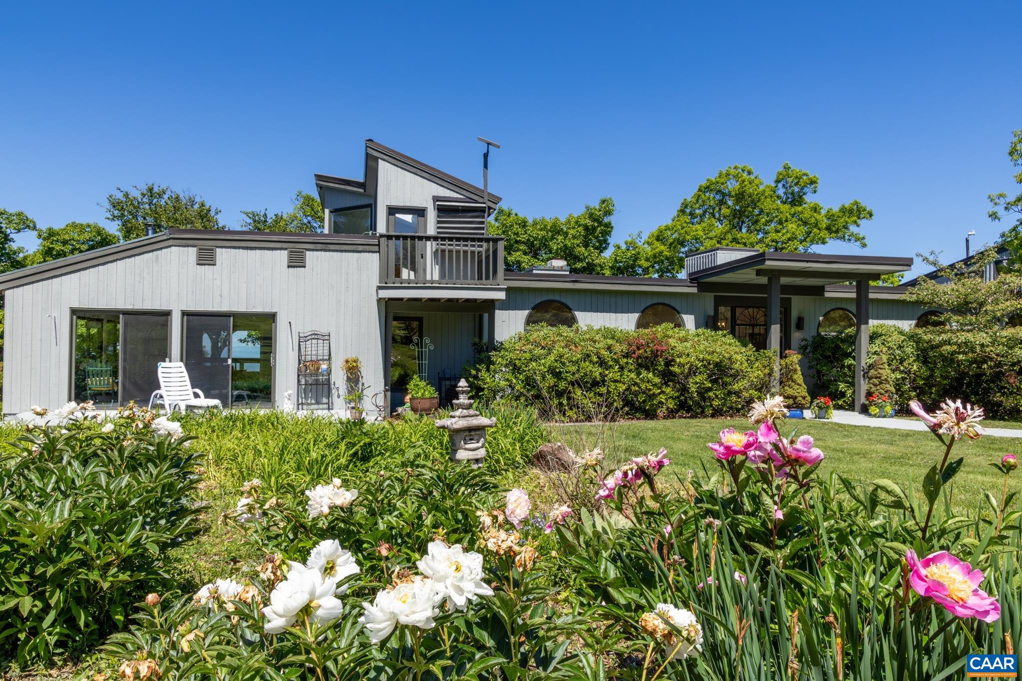 7098 BUCKS ELBOW MOUNTAIN RD, CROZET, Virginia 22932, 4 Bedrooms Bedrooms, ,3 BathroomsBathrooms,Residential,7098 BUCKS ELBOW MOUNTAIN RD,678245 MLS # 678245