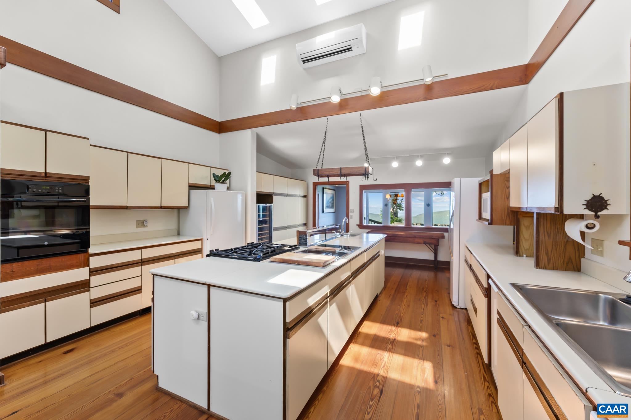 7098 BUCKS ELBOW MOUNTAIN RD, CROZET, Virginia 22932, 4 Bedrooms Bedrooms, ,3 BathroomsBathrooms,Residential,7098 BUCKS ELBOW MOUNTAIN RD,678245 MLS # 678245