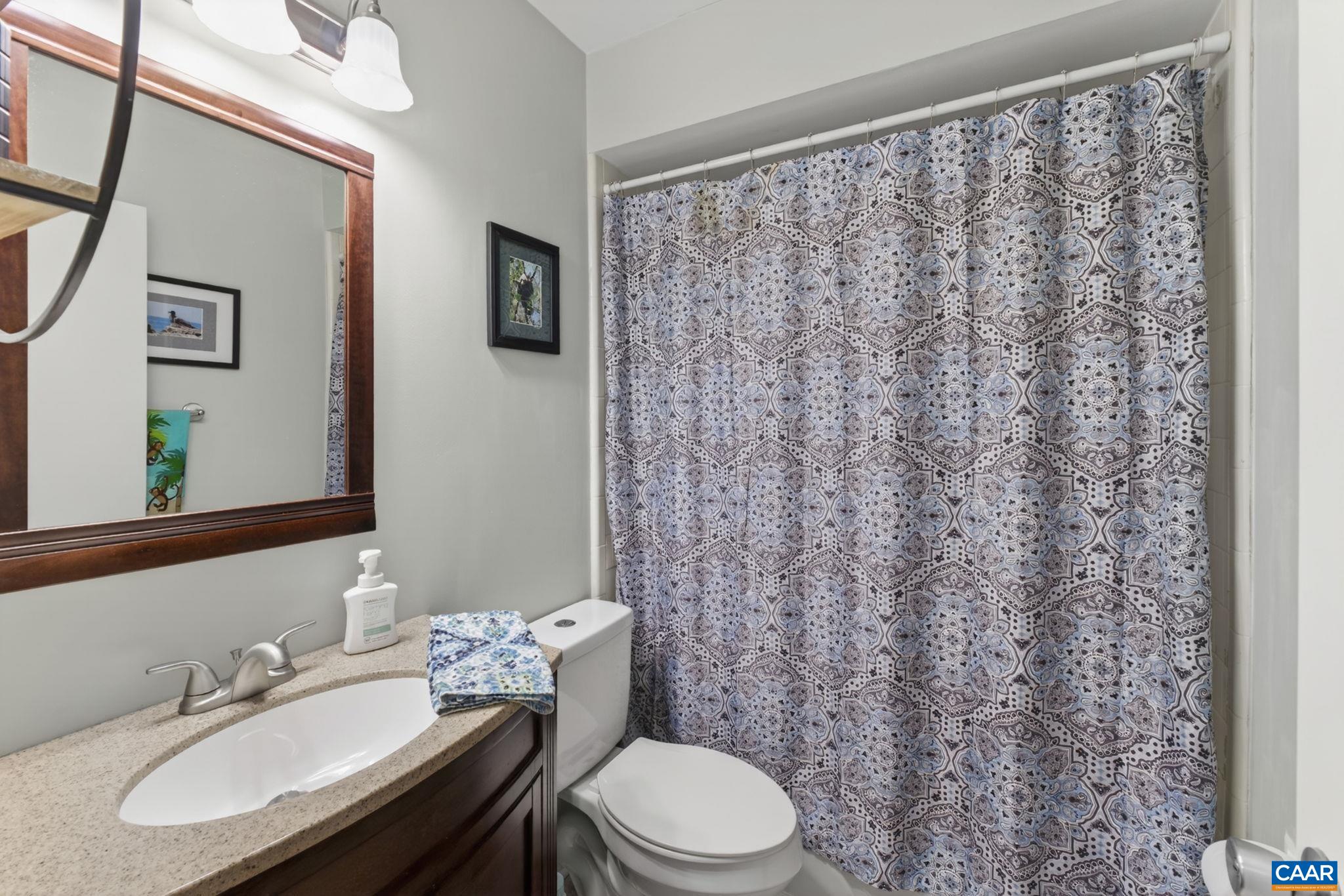 15 GEORGETOWN GREEN, CHARLOTTESVILLE, Virginia 22901, 4 Bedrooms Bedrooms, ,3 BathroomsBathrooms,Residential,15 GEORGETOWN GREEN,678300 MLS # 678300
