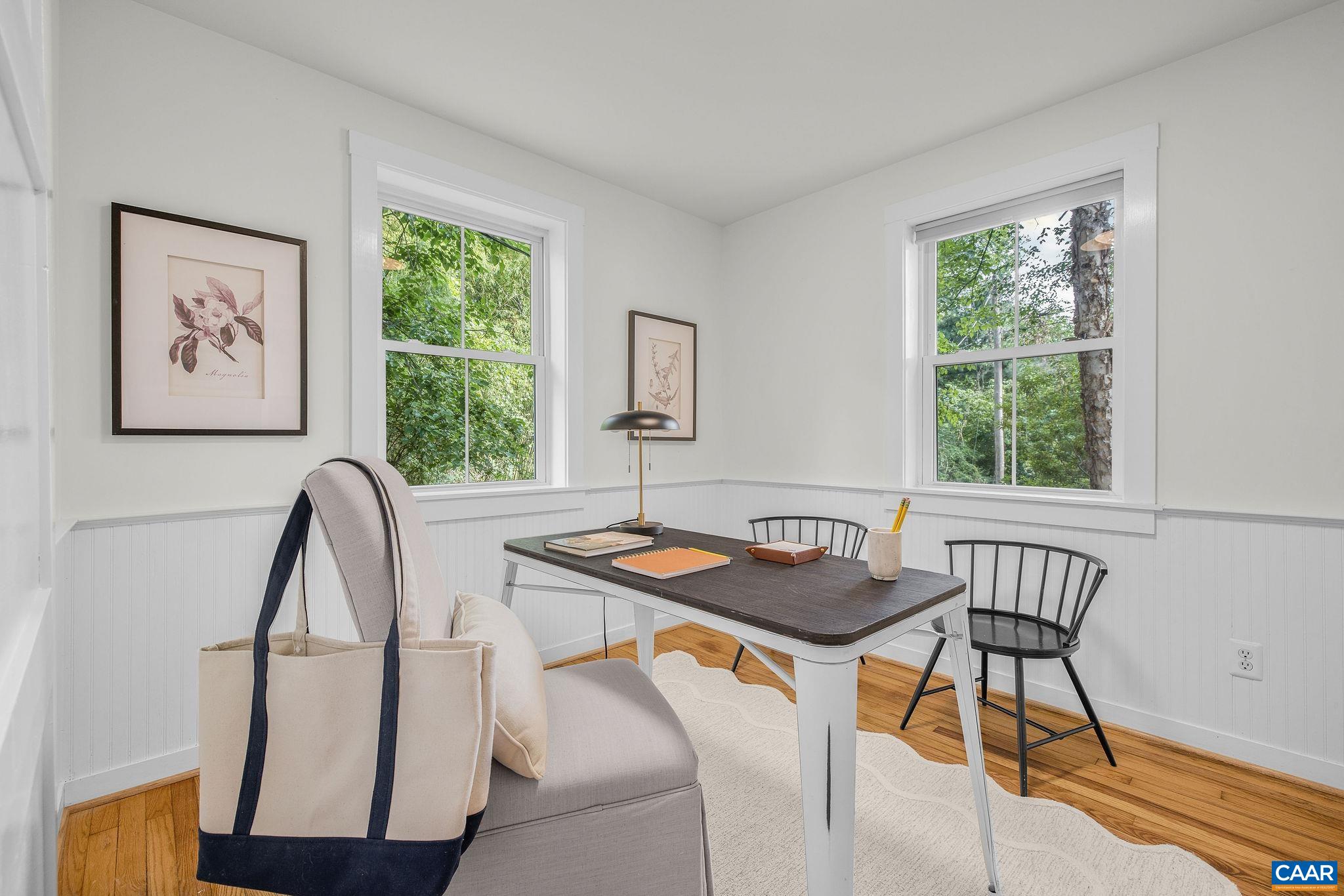 500 DRUID AVE, CHARLOTTESVILLE, Virginia 22902, 3 Bedrooms Bedrooms, ,2 BathroomsBathrooms,Residential,500 DRUID AVE,678350 MLS # 678350 500 DRUID AVE, CHARLOTTESVILLE, Virginia 22902, 3 Bedrooms Bedrooms, ,2 BathroomsBathrooms,Residential,500 DRUID AVE,678350 MLS # 678350