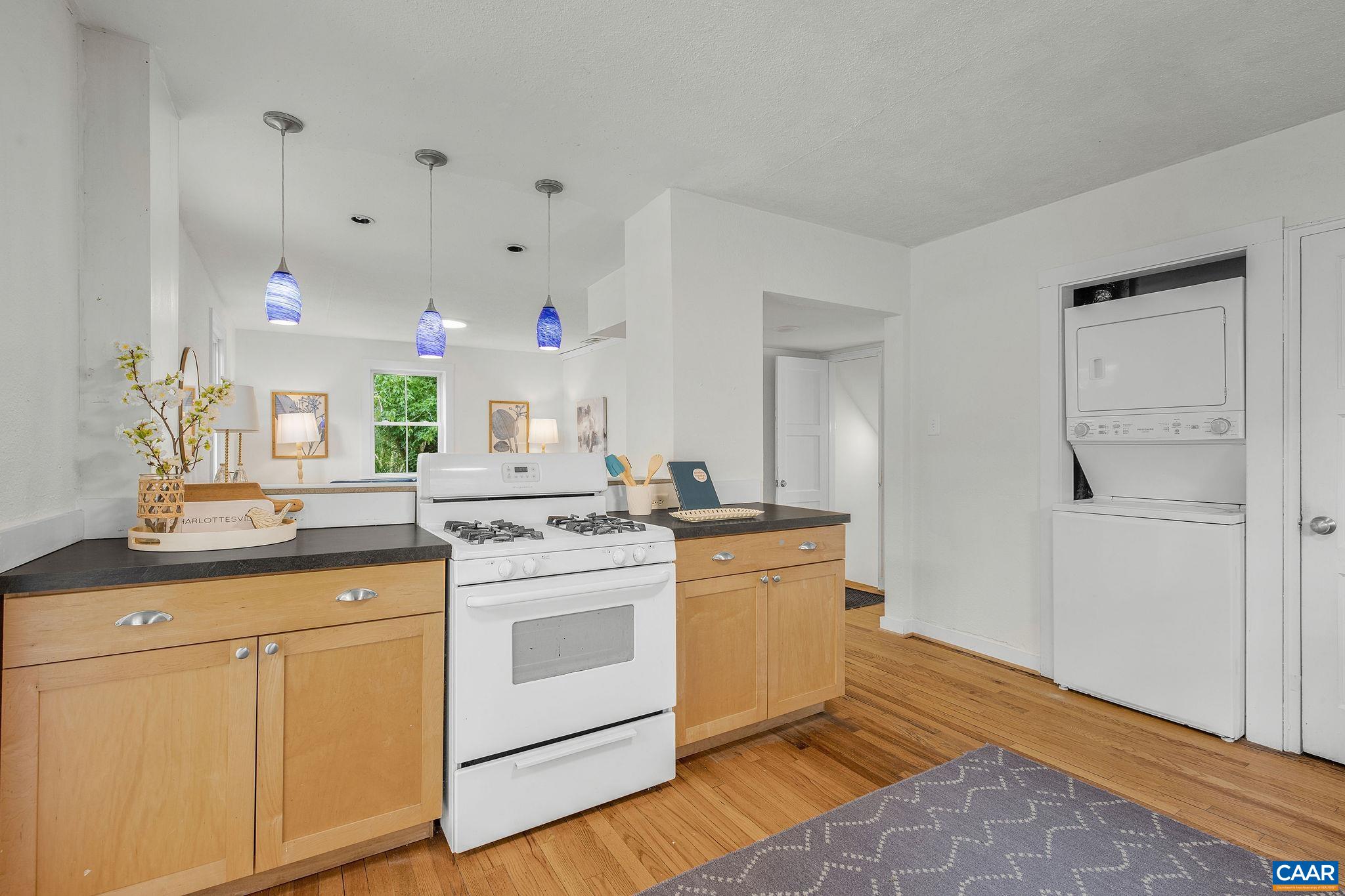 500 DRUID AVE, CHARLOTTESVILLE, Virginia 22902, 3 Bedrooms Bedrooms, ,2 BathroomsBathrooms,Residential,500 DRUID AVE,678350 MLS # 678350 500 DRUID AVE, CHARLOTTESVILLE, Virginia 22902, 3 Bedrooms Bedrooms, ,2 BathroomsBathrooms,Residential,500 DRUID AVE,678350 MLS # 678350